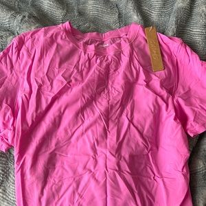 SKIMS brand new pink shirt